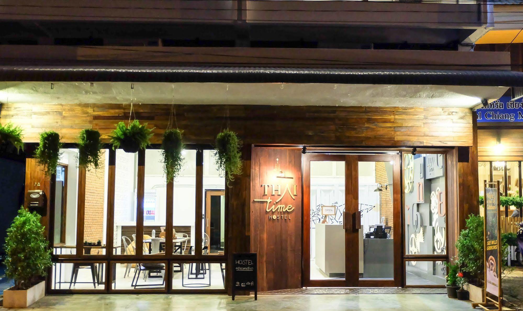 Thai Time Hostel Chiang Mai Exterior foto